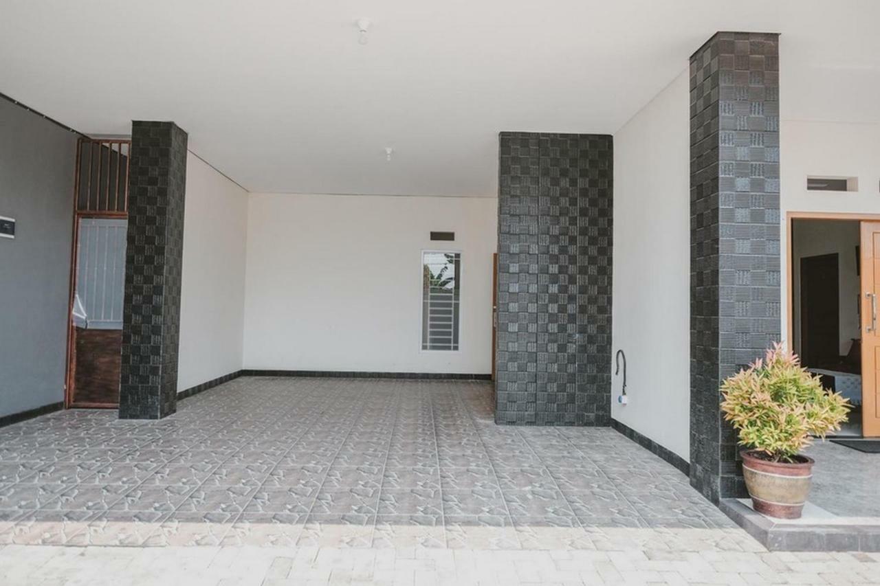 Reddoorz Syariah Near Pahoman Stadium Lampung Bandar Lampung Exteriör bild